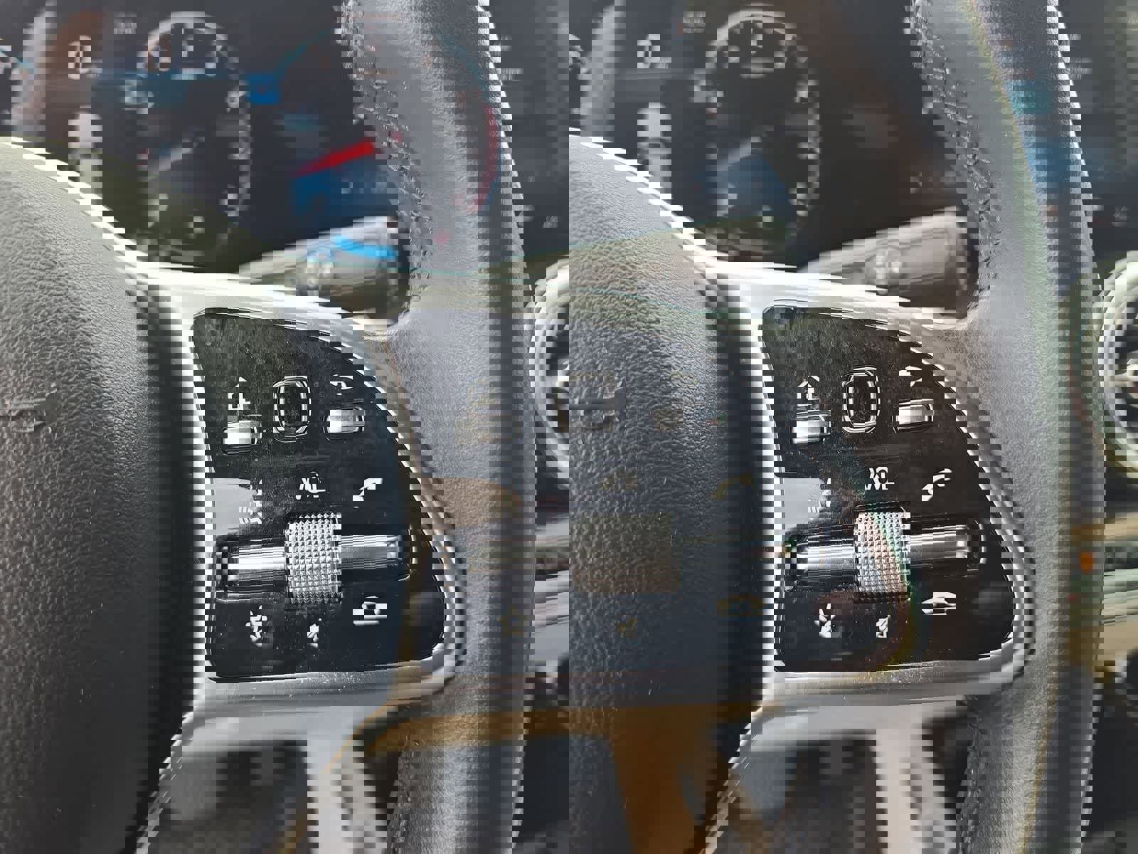 Used 2022 Mercedes-Benz GLB 250 image 25