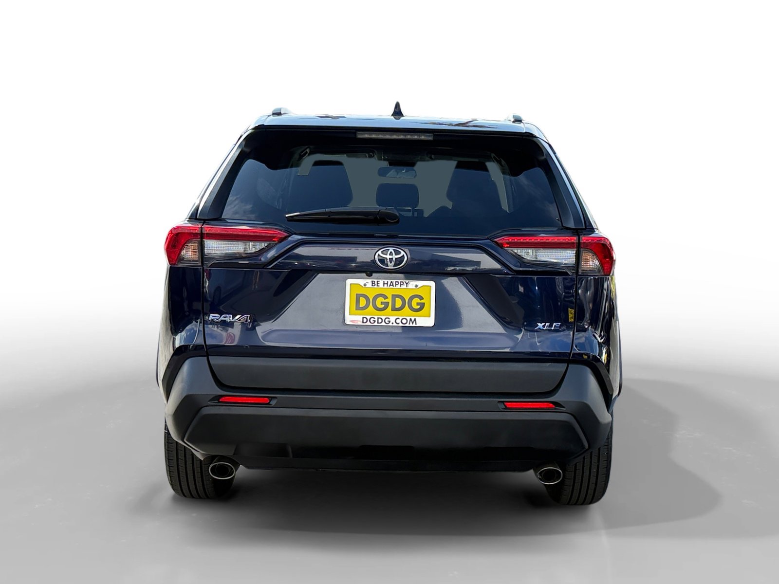 Used 2023 Toyota RAV4 XLE image 4