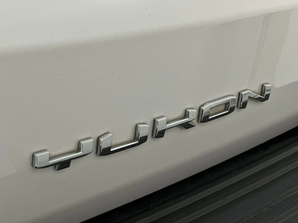 Used 2023 GMC Yukon XL Denali w/ LPO, Floor Liner Package AWD/4WD image 29