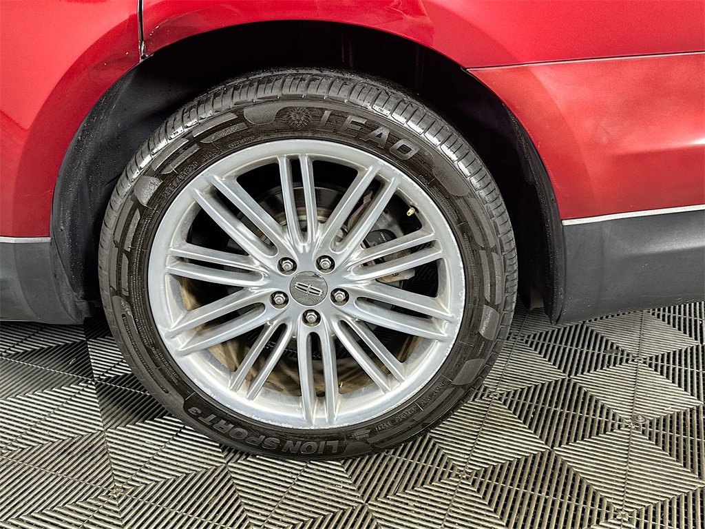 Used 2015 Lincoln MKT AWD w/ Equipment Group 201A image 35