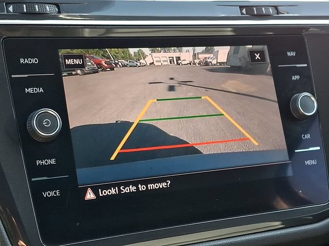 Used 2019 Volkswagen Tiguan SEL w/ 3rd Row Seat Package AWD/4WD image 4