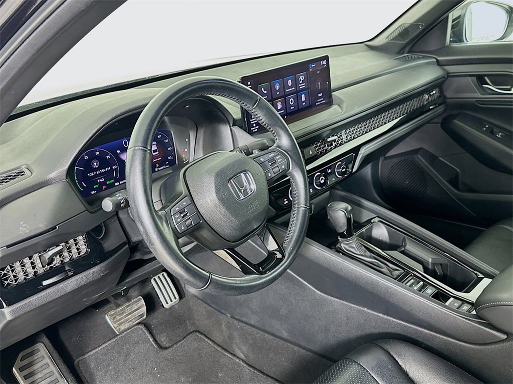 Used 2023 Honda Accord Sport image 8