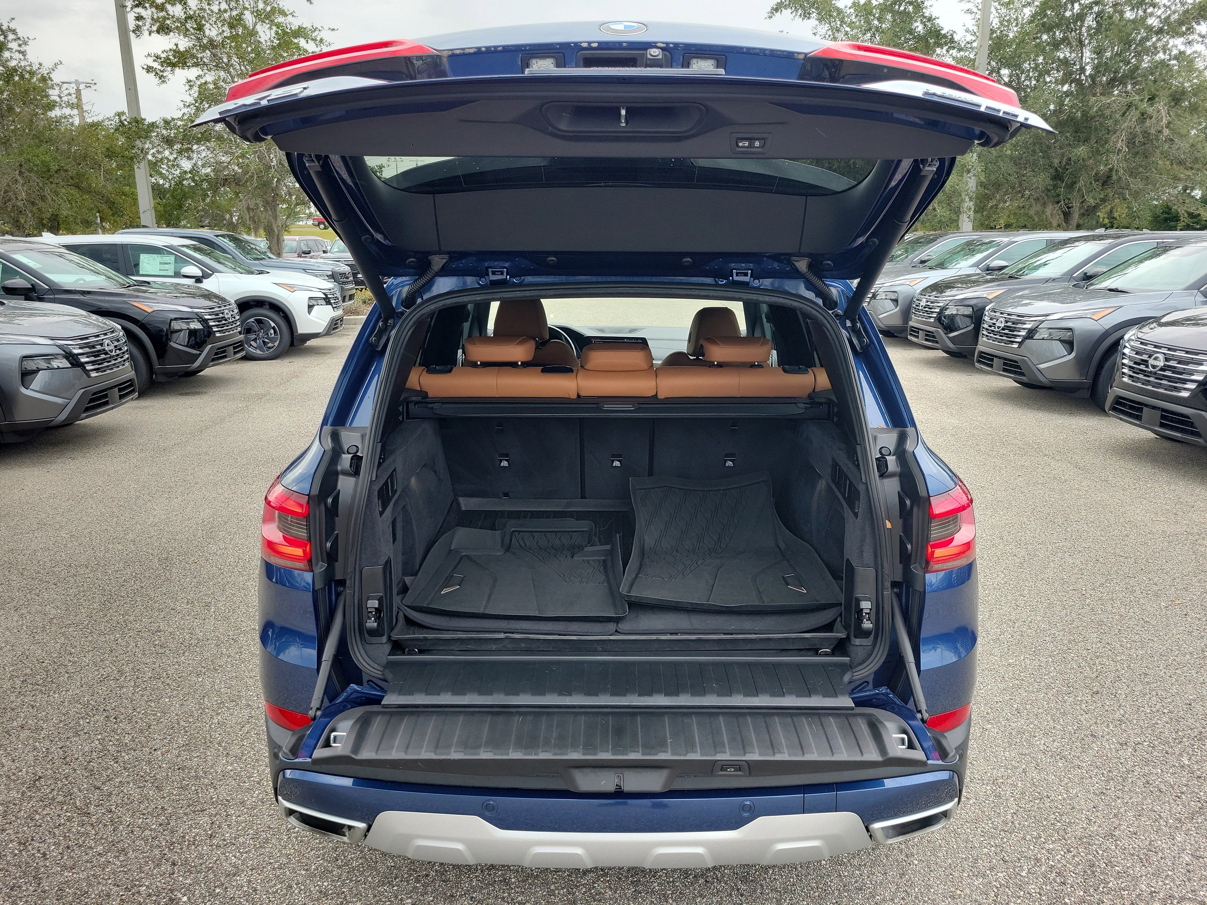 Used 2019 BMW X5 xDrive40i w/ Premium Package 2 image 13