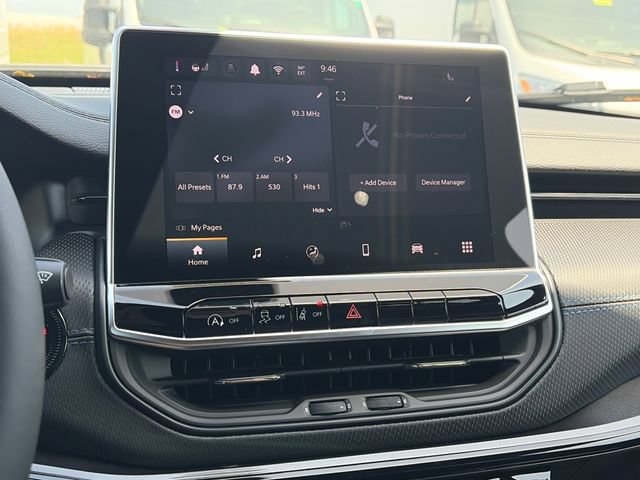 New 2026 Jeep Compass Latitude AWD/4WD image 18