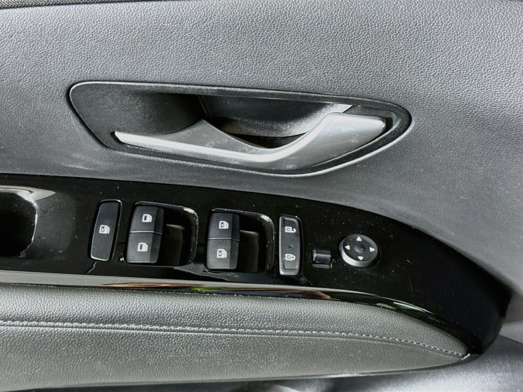Certified 2022 Hyundai Tucson SEL w/ Convenience Package FWD image 23