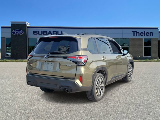 Used 2025 Subaru Forester Touring AWD/4WD image 4