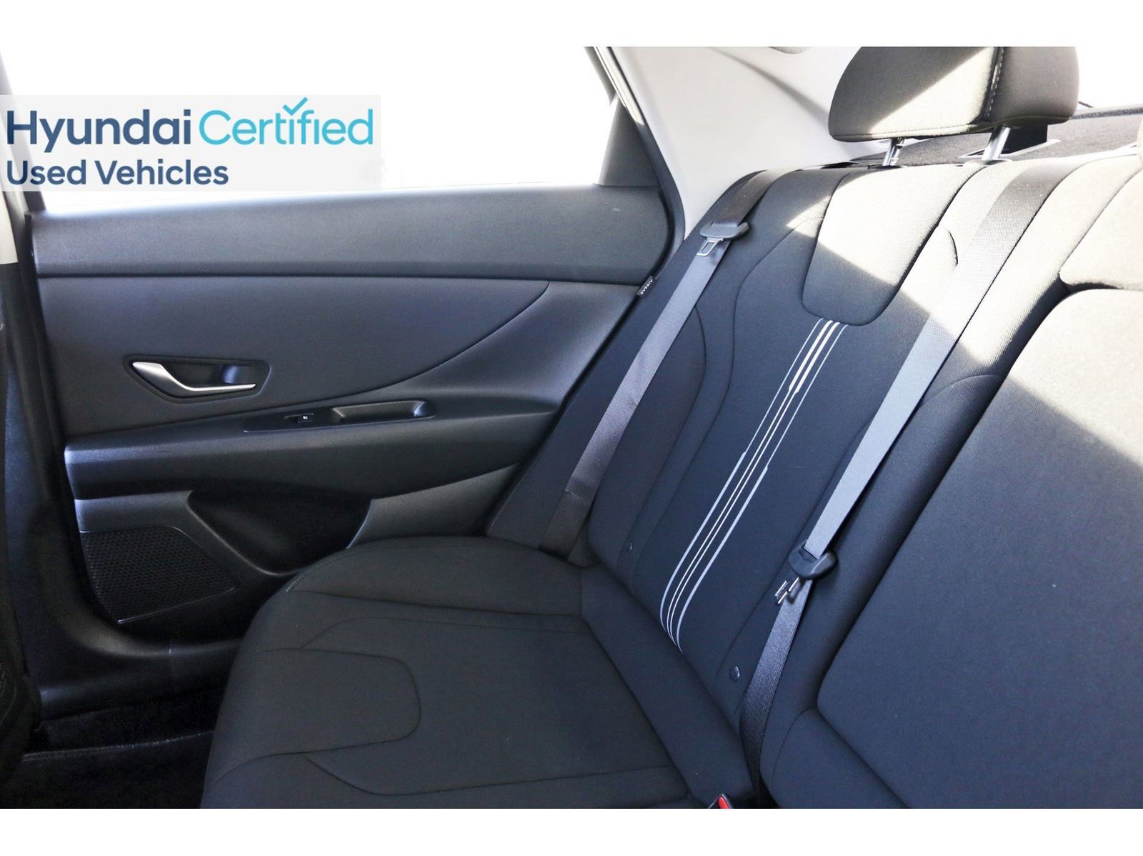 Certified 2025 Hyundai Elantra SEL image 14