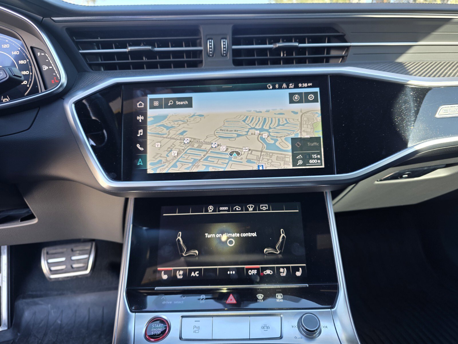 Used 2022 Audi RS 6 image 22