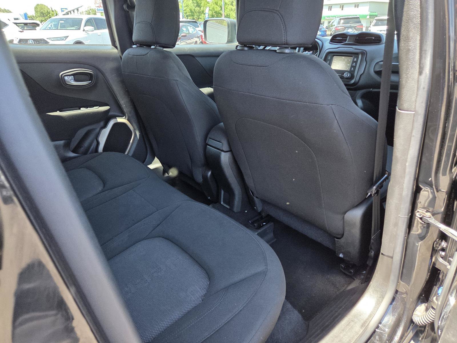 Used 2016 Jeep Renegade Sport w/ Power & Air Group FWD image 19