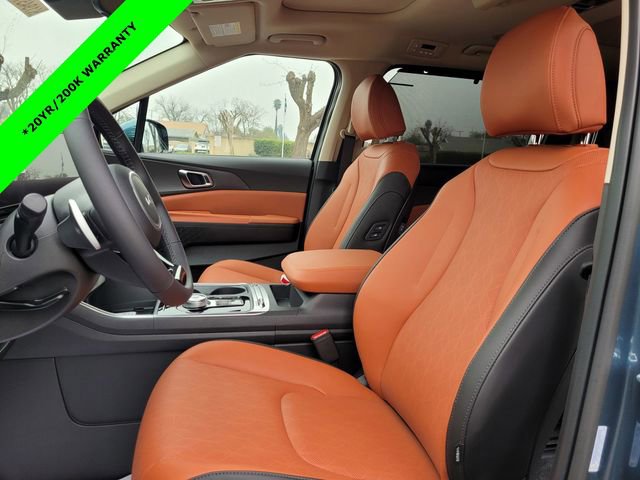 New 2026 Kia Carnival SX image 8