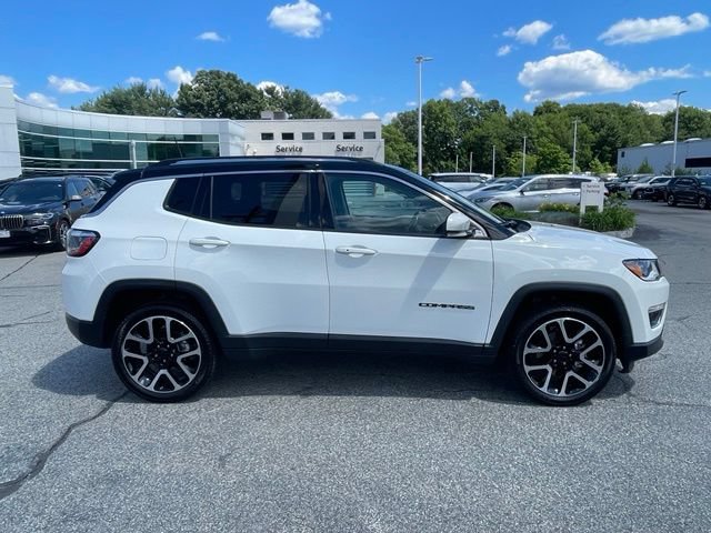 Used 2021 Jeep Compass Limited w/ Elite Exterior Group AWD/4WD image 3