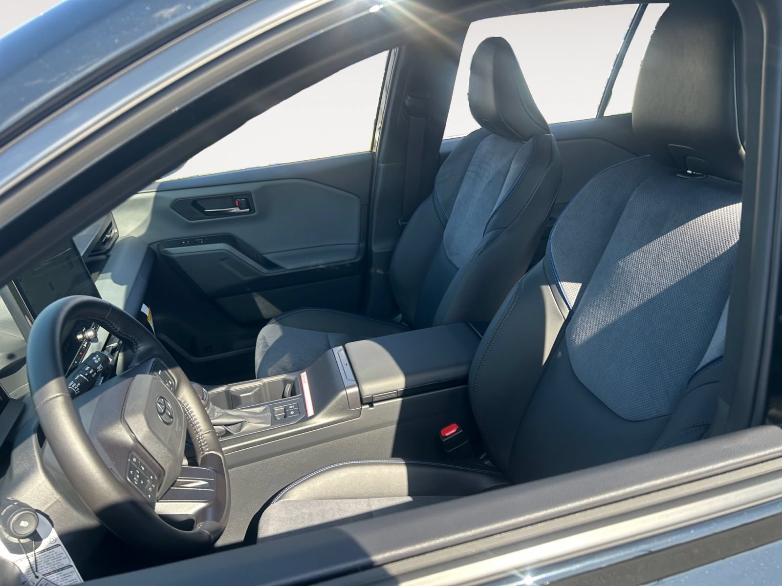 New 2026 Toyota RAV4 XSE AWD/4WD image 9