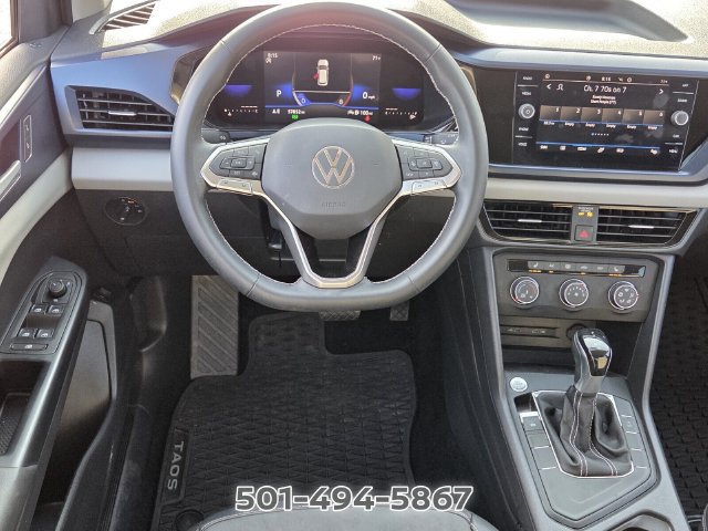 Used 2022 Volkswagen Taos SE FWD image 11