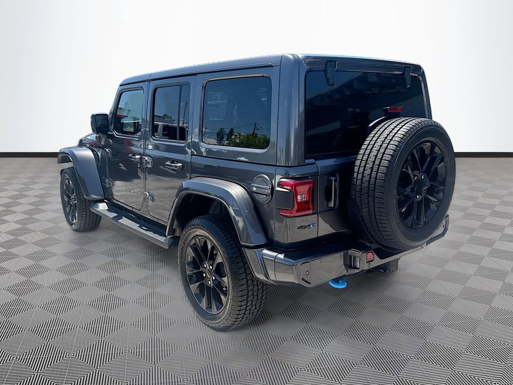 Used 2021 Jeep Wrangler Unlimited Sahara AWD/4WD image 8