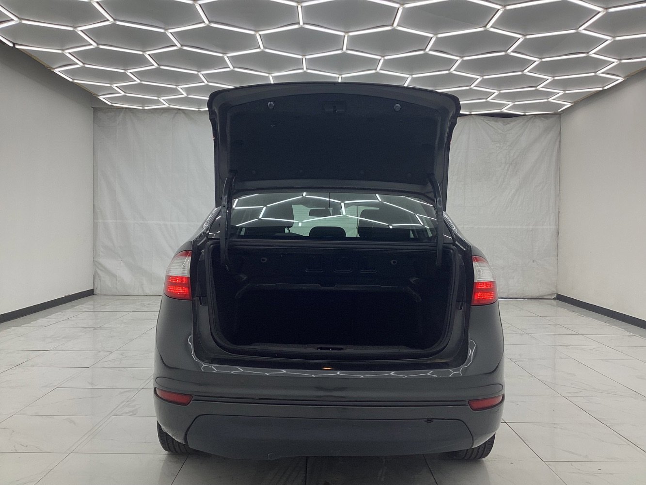 Used 2019 Ford Fiesta SE image 41