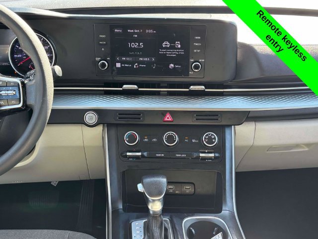 Used 2022 Kia Carnival LX FWD image 28
