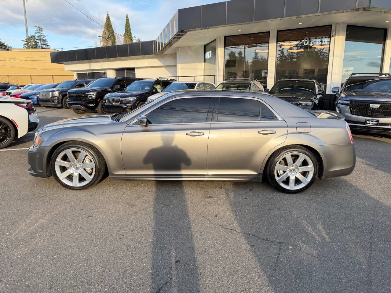 Used 2012 Chrysler 300 SRT8 w/ Leather Interior Group image 2