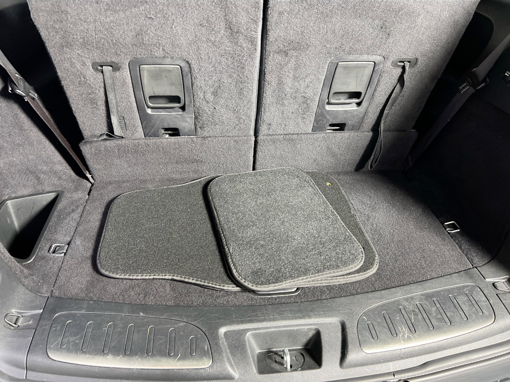 Used 2022 Dodge Durango R/T image 28