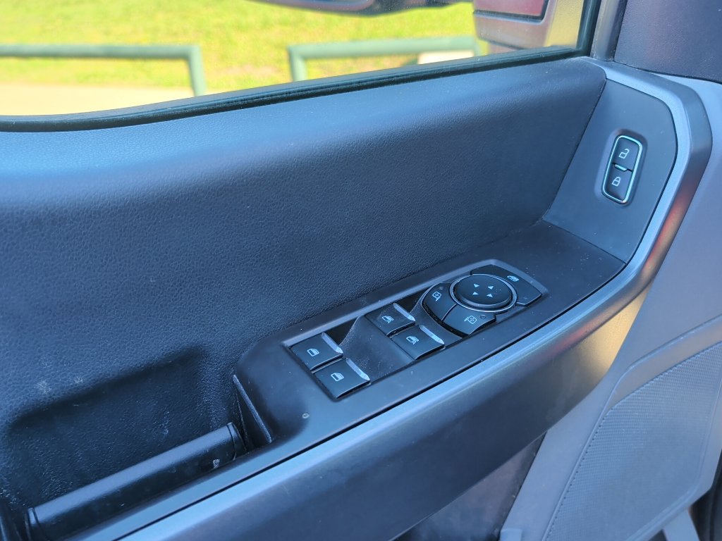 Used 2024 Ford F250 XL w/ STX Appearance Package AWD/4WD image 9