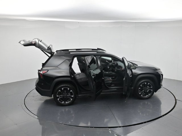 Used 2025 Chevrolet Equinox RS w/ Safety and Technology Package AWD/4WD image 50
