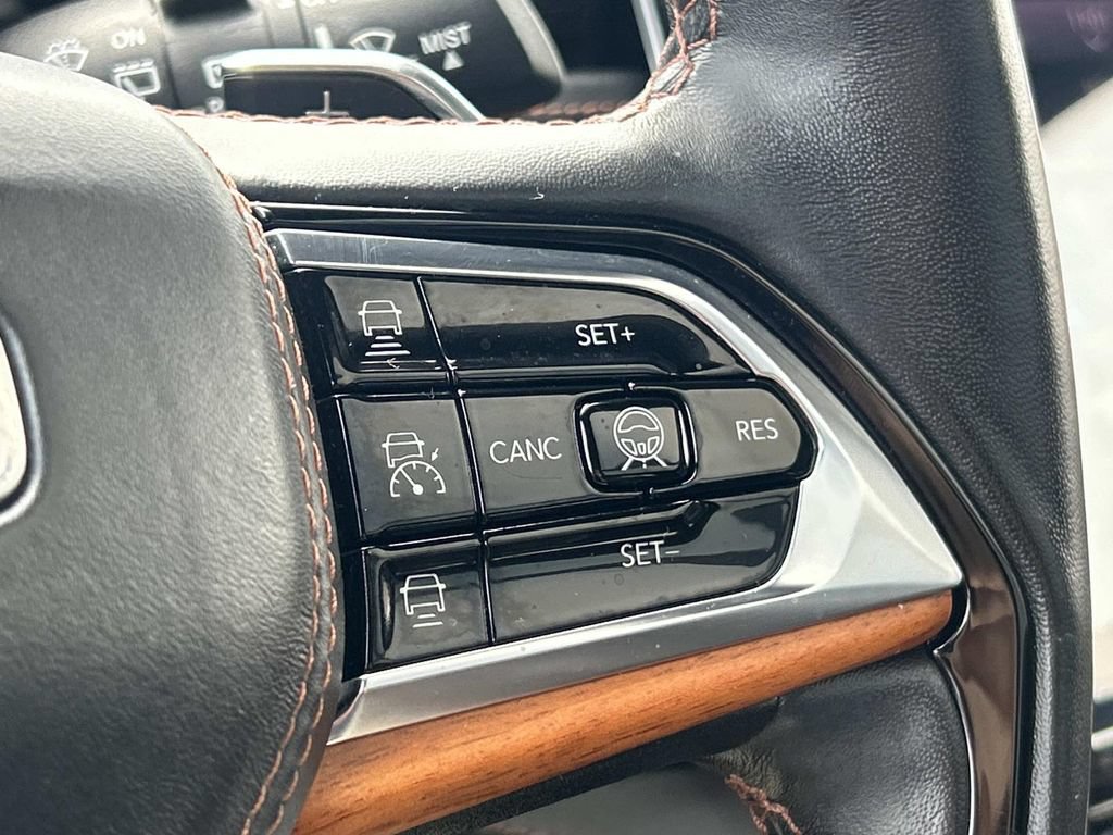 Certified 2023 Jeep Grand Cherokee Summit AWD/4WD image 28