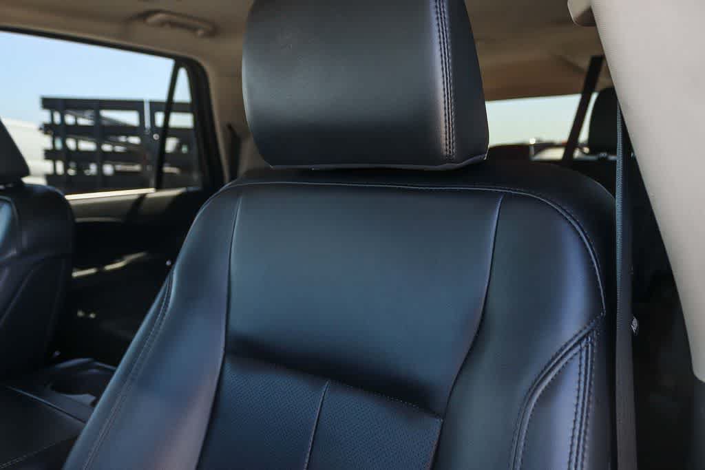Used 2023 Ford Expedition Max XLT RWD image 27