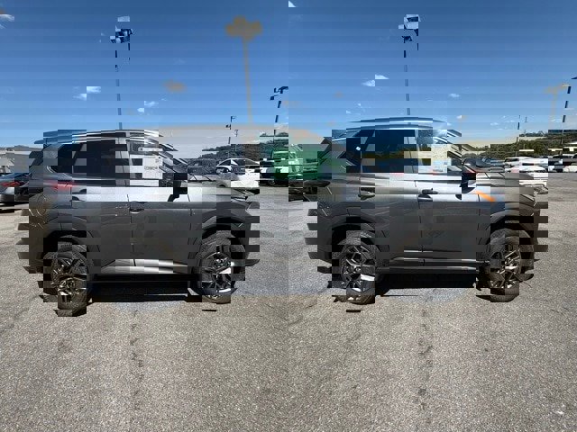 New 2026 Nissan Rogue S image 4