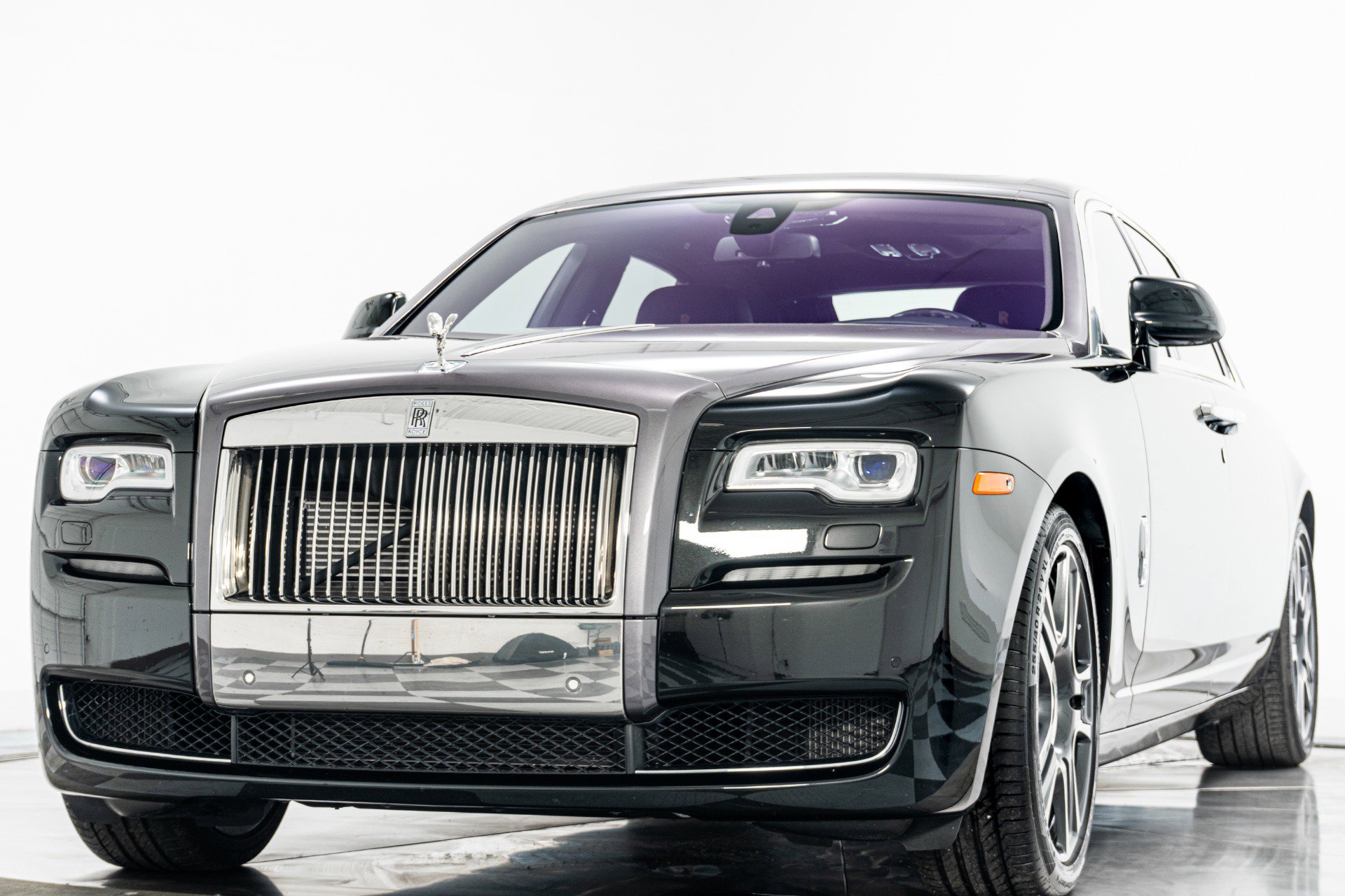 Used 2017 Rolls-Royce Ghost Extended Wheelbase image 5