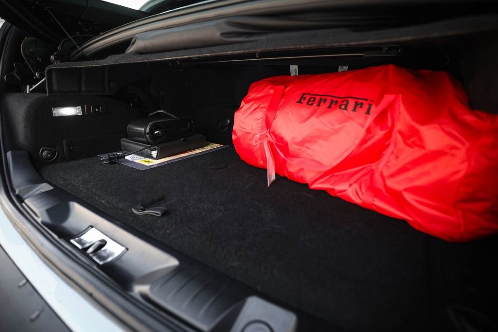 Certified 2023 Ferrari Portofino M image 23