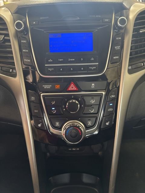 Used 2013 Hyundai Elantra GT w/ Touch & Go Pkg image 5