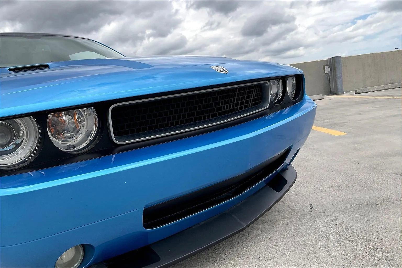 Used 2010 Dodge Challenger SRT8 w/ SRT Option Group II RWD image 33