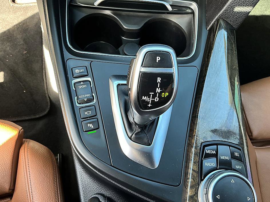 Used 2016 BMW 340i Sedan image 19