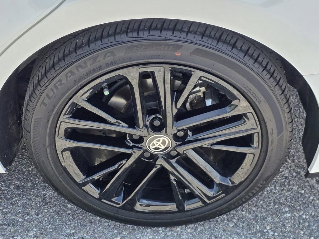 Used 2025 Toyota Camry SE FWD image 33
