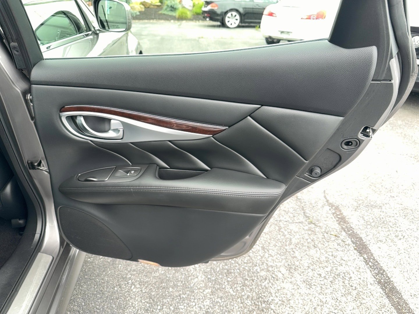 Used 2013 INFINITI M37 x w/ Premium Pkg AWD/4WD image 27