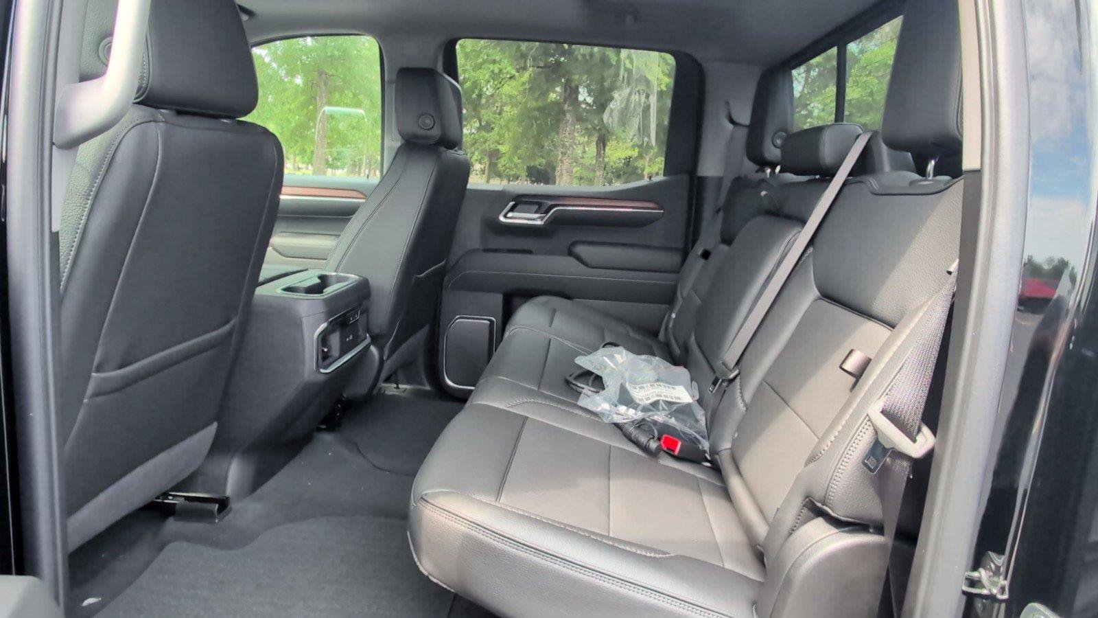New 2026 GMC Sierra 1500 Denali w/ Denali Reserve Package AWD/4WD image 37