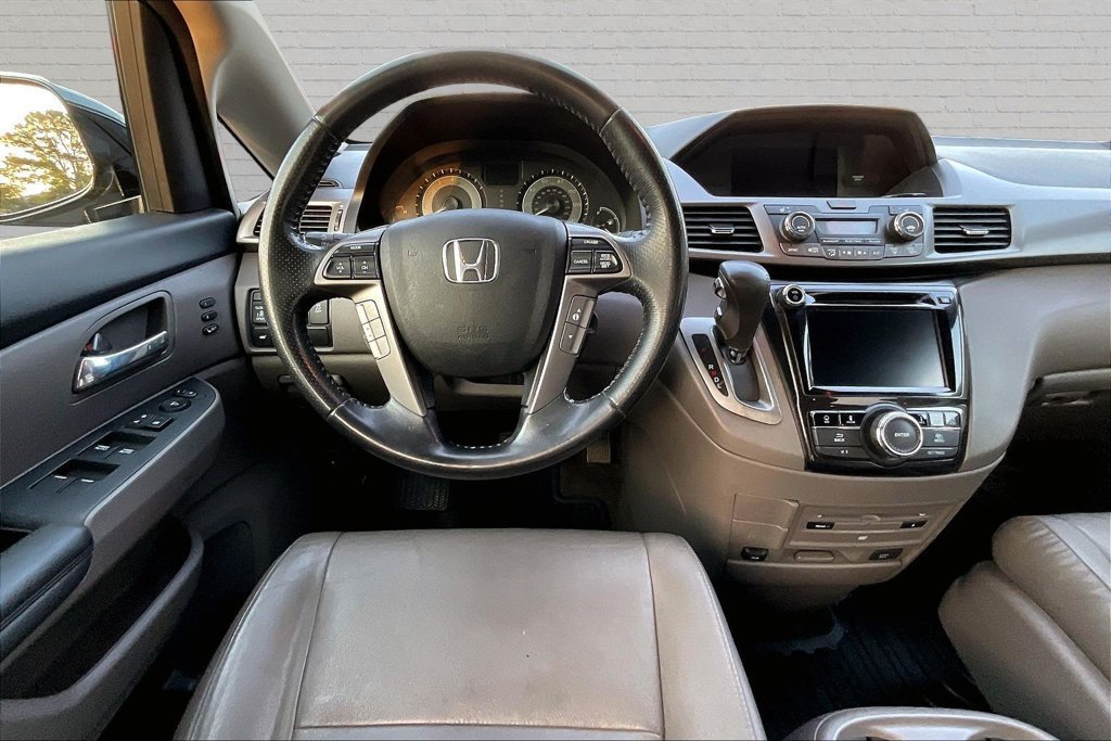 Used 2016 Honda Odyssey Touring image 7