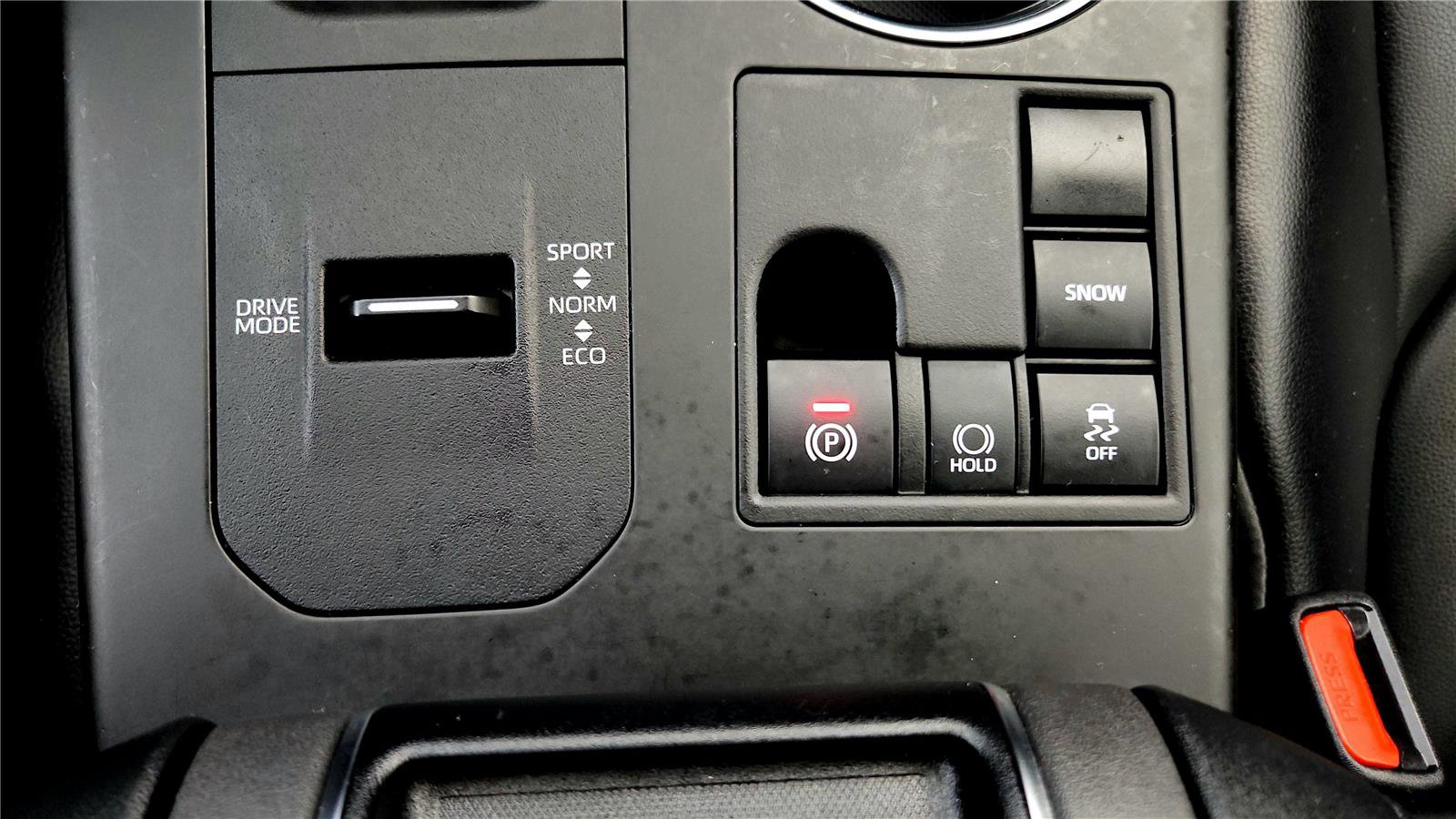 Certified 2023 Toyota Highlander XLE image 48