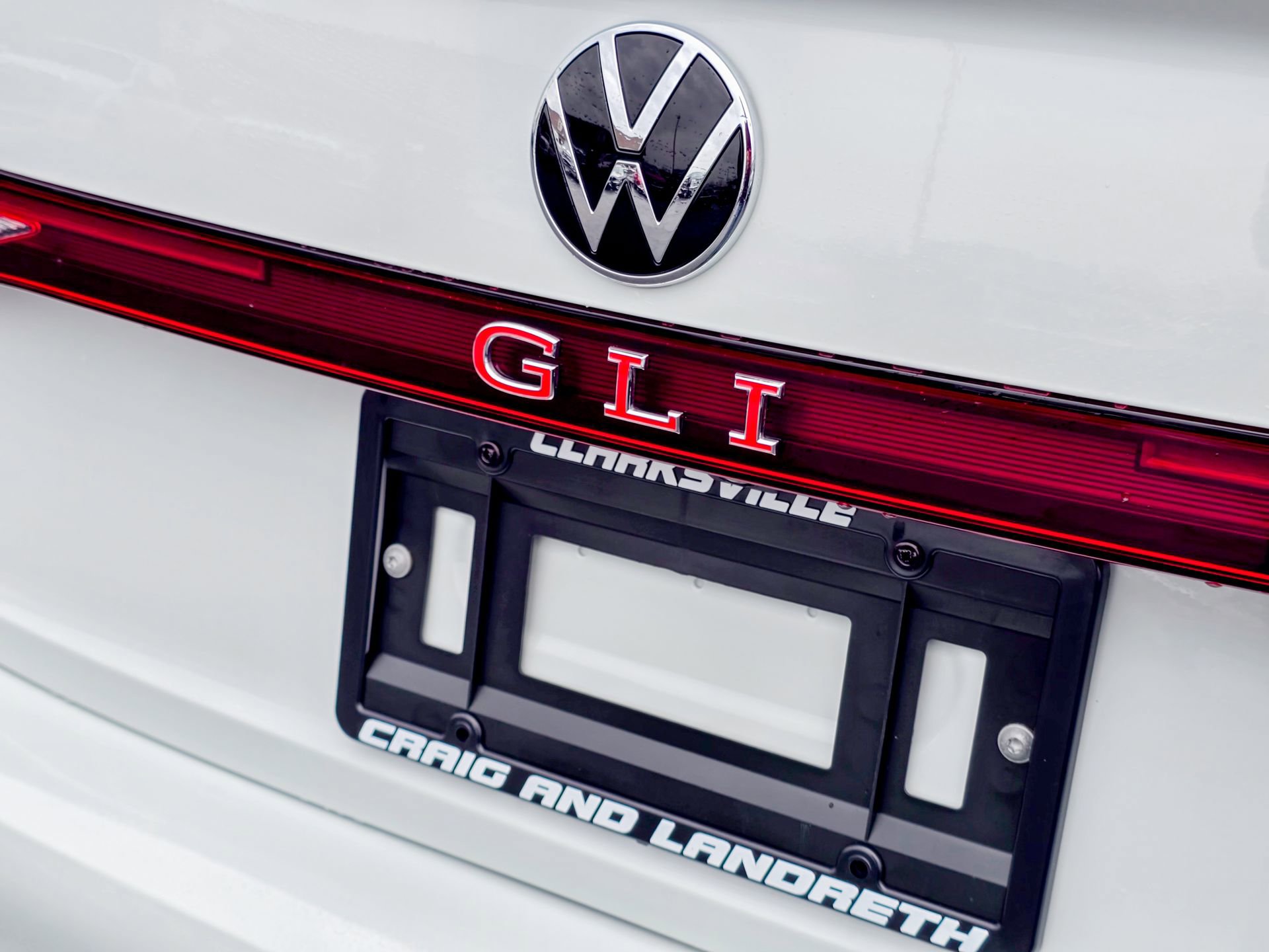Used 2025 Volkswagen Jetta GLI Autobahn FWD image 17