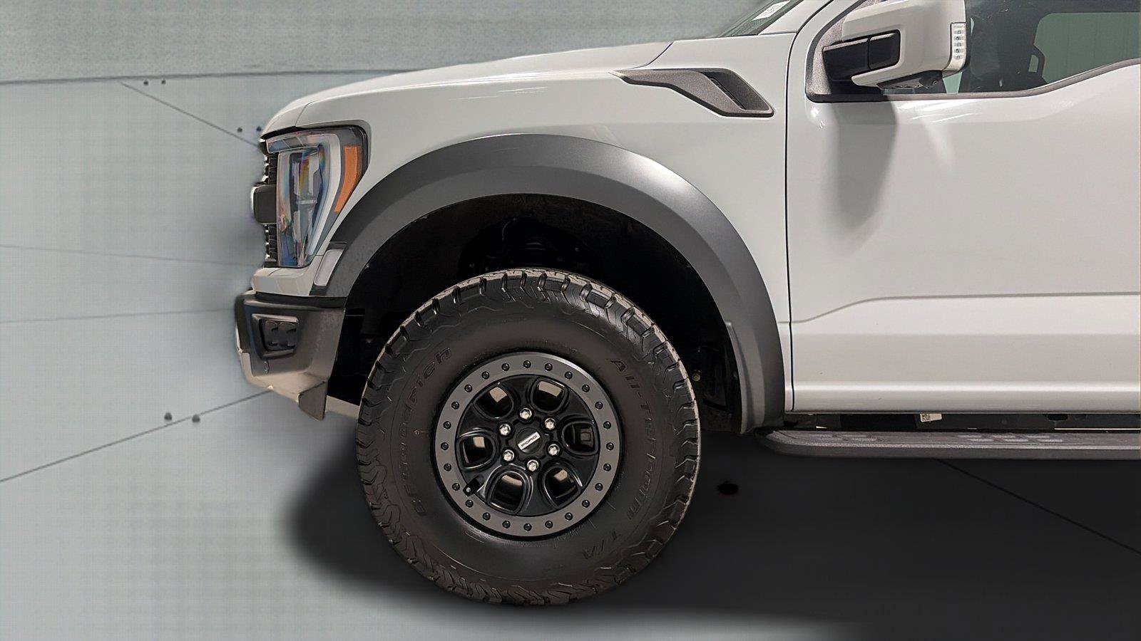 Certified 2023 Ford F150 Raptor w/ Blue Interior Package AWD/4WD image 31
