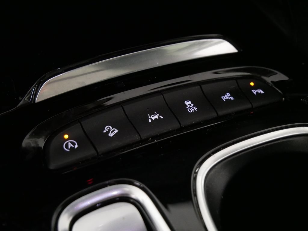 Used 2023 Buick Envision Avenir AWD/4WD image 28