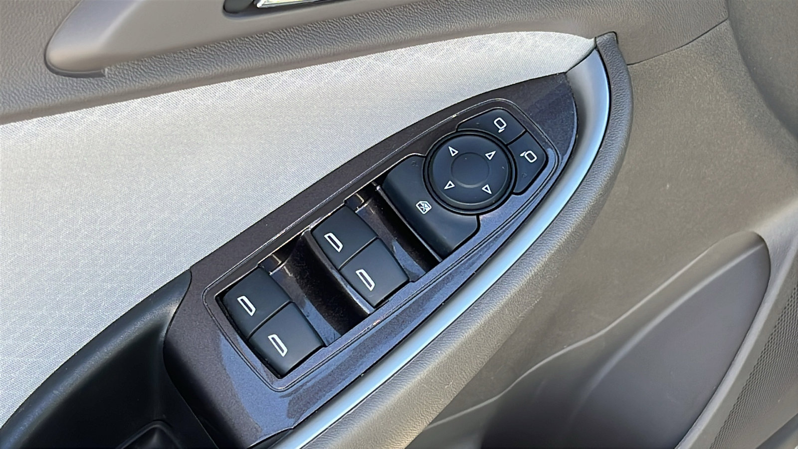 Certified 2024 Chevrolet Malibu LS image 12