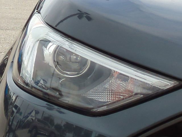 Used 2023 Ford Edge SEL w/ Sport Appearance Package image 10