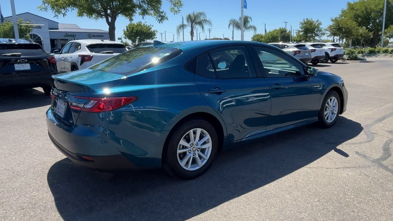 Used 2026 Toyota Camry LE w/ Convenience Package FWD image 7