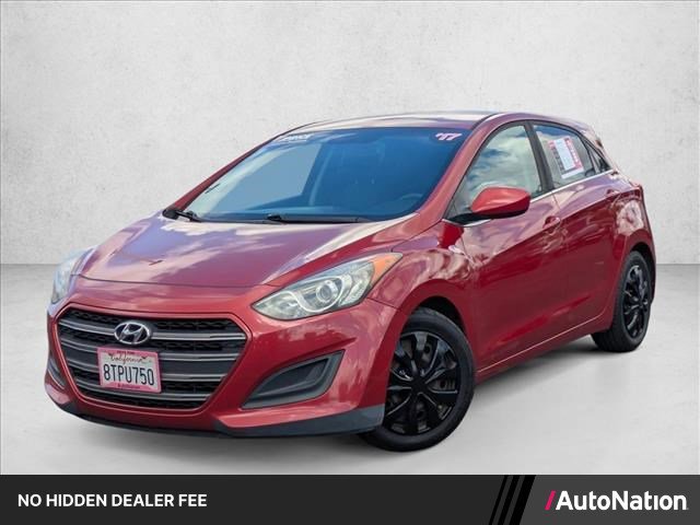 Used 2017 Hyundai Elantra GT FWD image 1