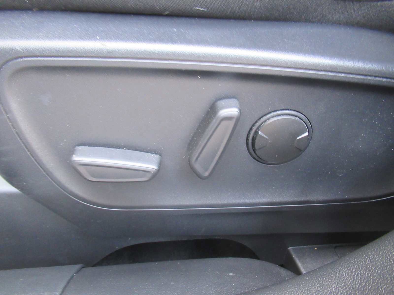 Used 2024 Ford Escape Active image 21