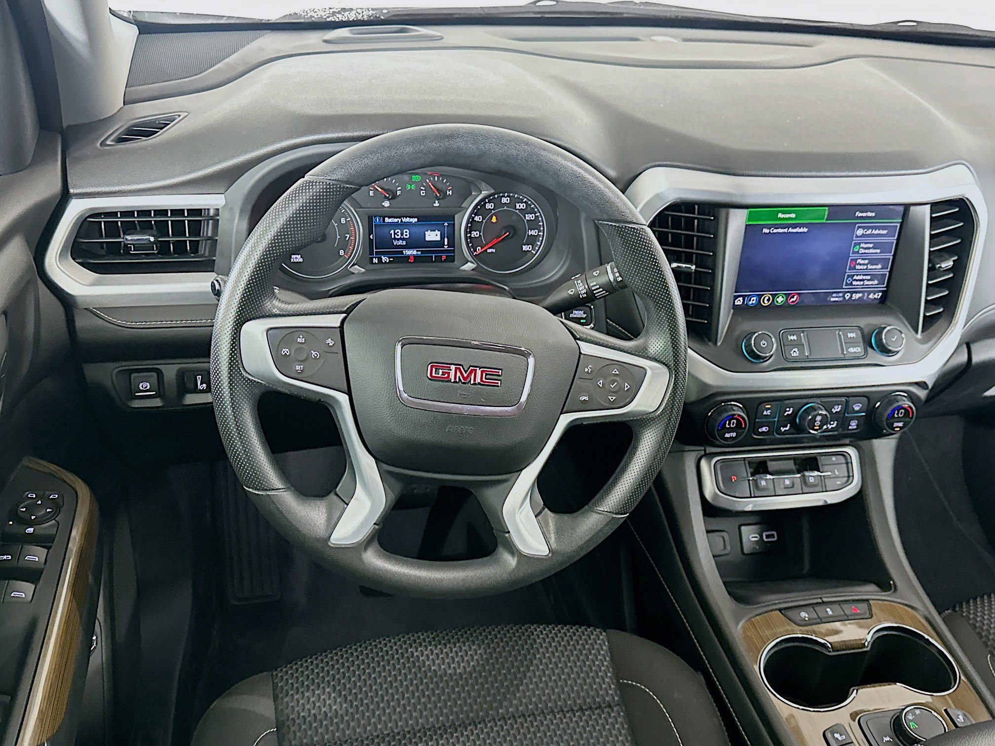 Used 2023 GMC Acadia SLE w/ Driver Convenience Package image 18
