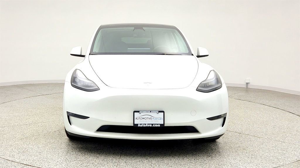 Used 2023 Tesla Model Y Performance image 2