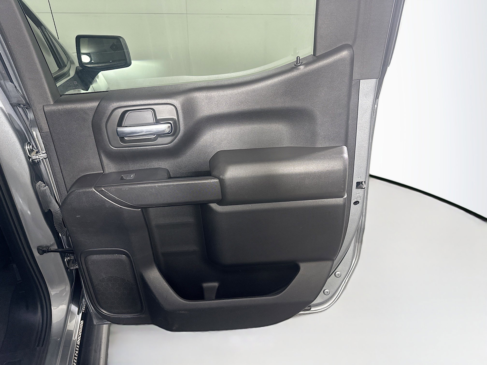 Used 2024 GMC Sierra 1500 Pro w/ Graphite Edition image 27