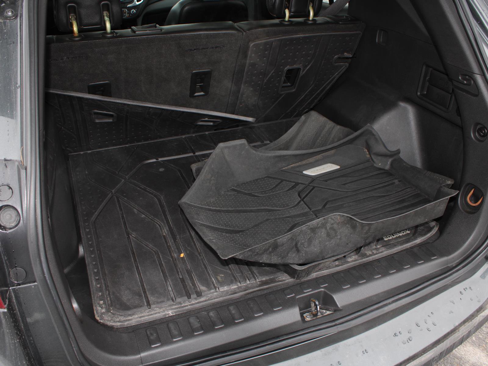 Used 2020 Chevrolet Equinox Premier image 8