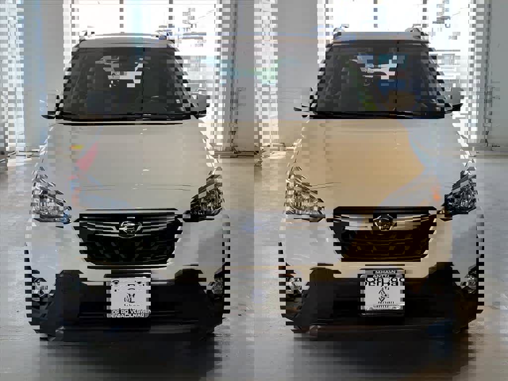 Used 2023 Subaru Crosstrek 2.0i Premium image 2